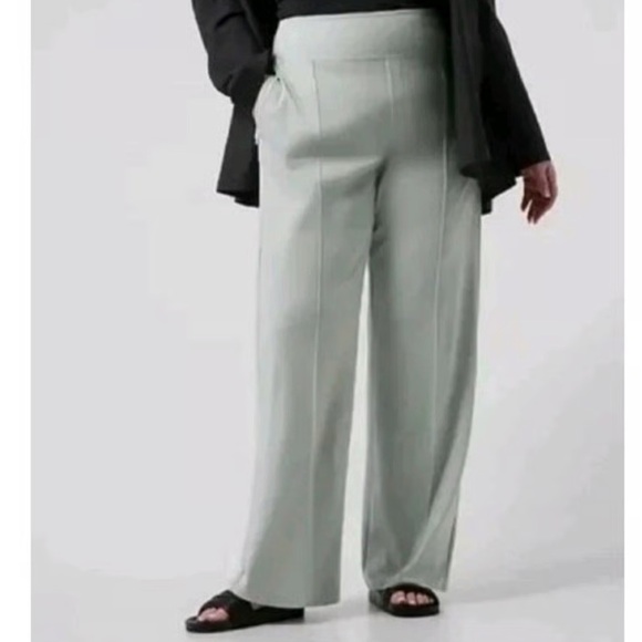 NWT Athleta Eastbound Wide Pant - Picture 8 of 9